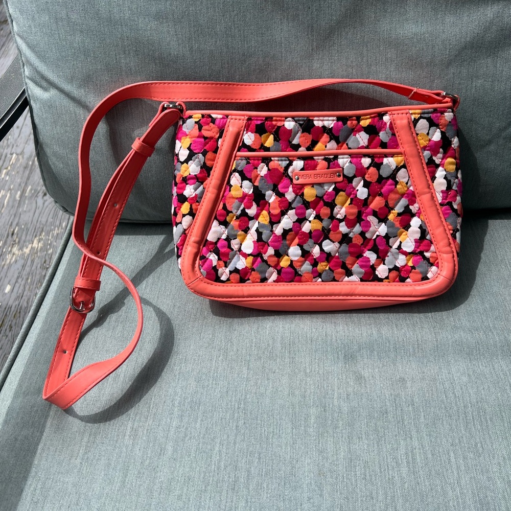Vera Bradley Trimmed Trapeze Pixie Confetti purse